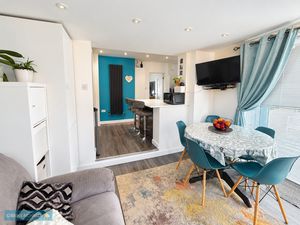 Family Room- click for photo gallery